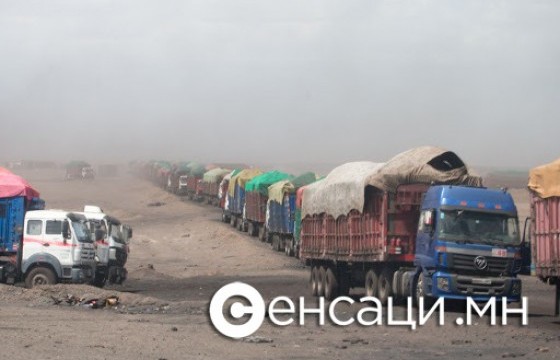 Нүүрс тээврийн жолооч машиндаа нас баржээ