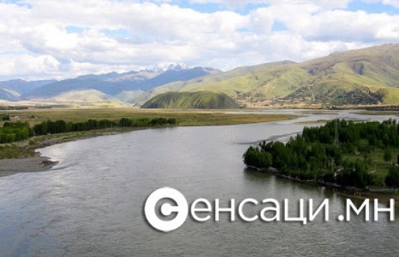 Гурав хоногийн өмнө гэрээсээ гараад сураггүй болсон иргэний цогцсыг Хэрлэн голоос олжээ