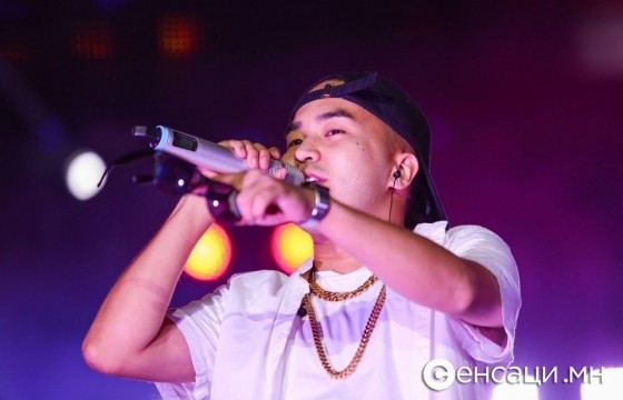 Реппер Lil Thug E-ийн эмчилгээний зардлын 41 хувь нь бүрджээ