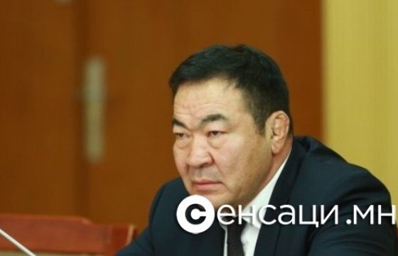Б.Бат-Эрдэнэ: Халдвартай жолооч нууцаар эмчлүүлдэг, өөр хүн явуулж Хятадад баригддаг