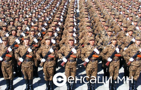 Цэргийн албаны хугацааг сунгаж, хоёр жил болгох уу?