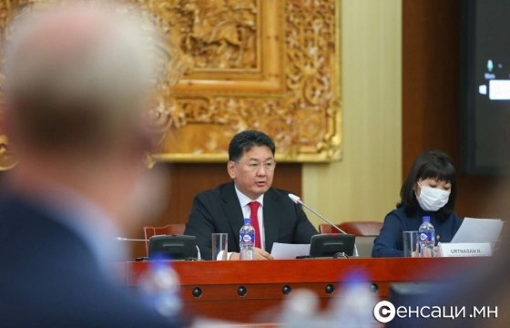 У.Хүрэлсүх, Н.Уртнасан нарын цөлжилтийн эсрэг хоршил