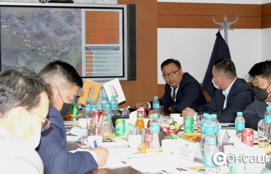 ОХИН БОЛОН ХАРААТ КОМПАНИУДЫН УДИРДЛАГУУДТАЙ УУЛЗАЛТ ЗОХИОН БАЙГУУЛЛАА